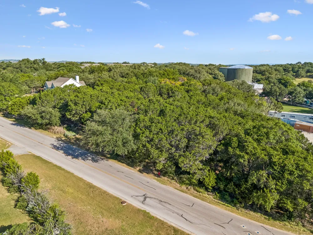 19047 Venture Drive Point Venture, TX 78645