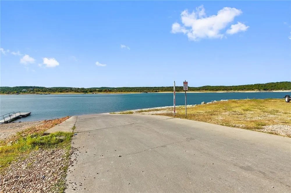 19047 Venture Drive Point Venture, TX 78645