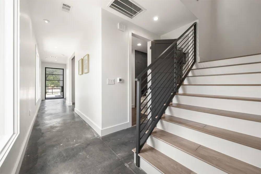 15040 Broken Bow Trail Austin, TX 78734