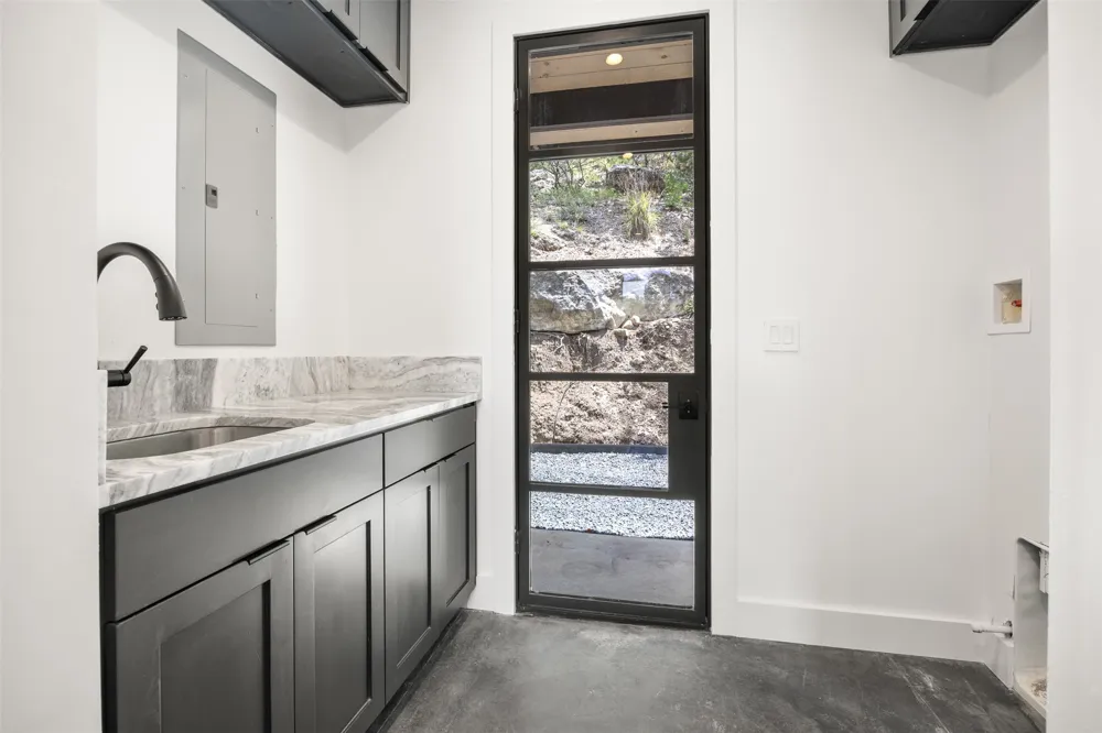 15040 Broken Bow Trail Austin, TX 78734