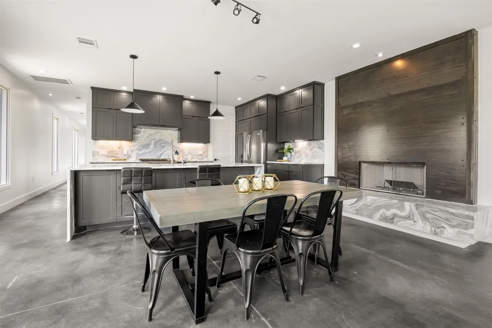 15040 Broken Bow Trail Austin, TX 78734