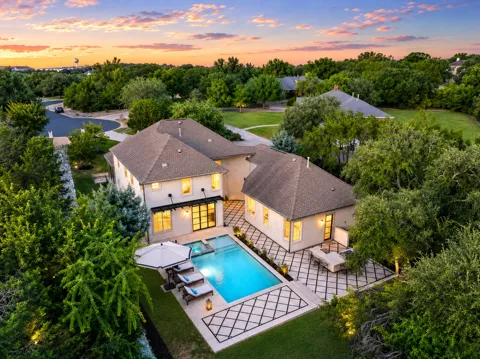 3210 Lacevine Lane