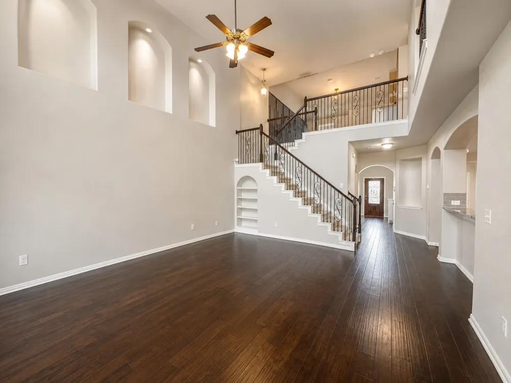 604 Vista Gardens Drive Buda, TX 78610