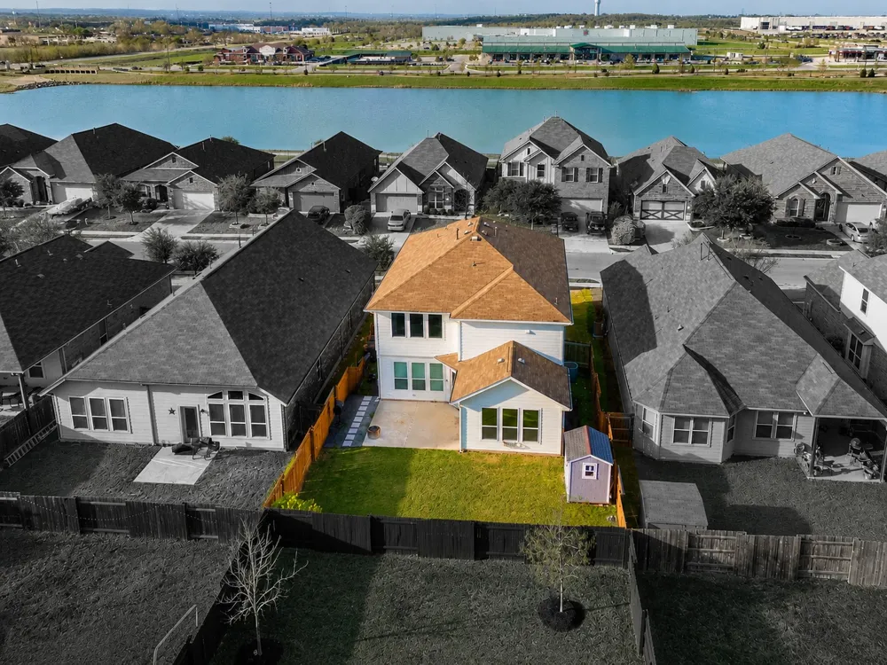 604 Vista Gardens Drive Buda, TX 78610