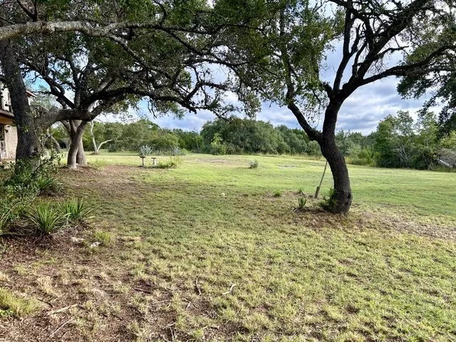 475 Fischer Trail Wimberley, TX 78676