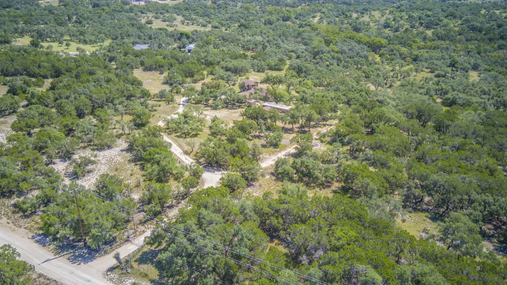 475 Fischer Trail Wimberley, TX 78676