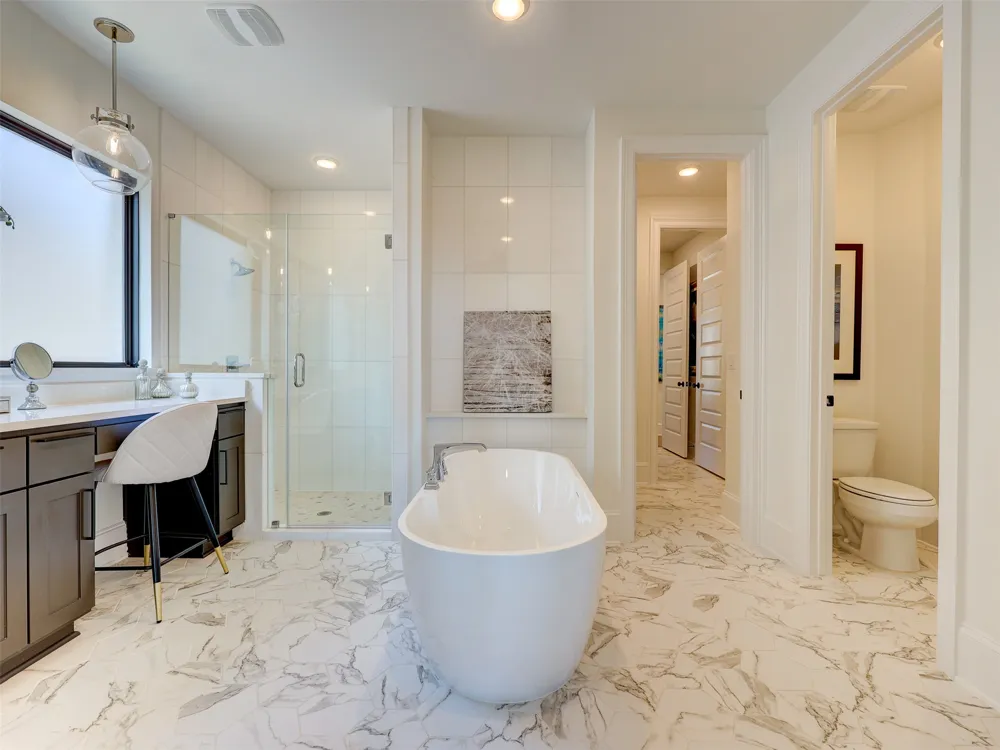 6220 Bower Well Road Austin, TX 78738