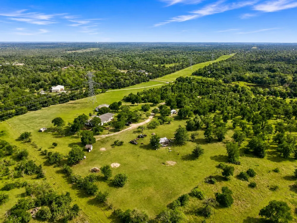 268 Privada Drive Del Valle, TX 78617