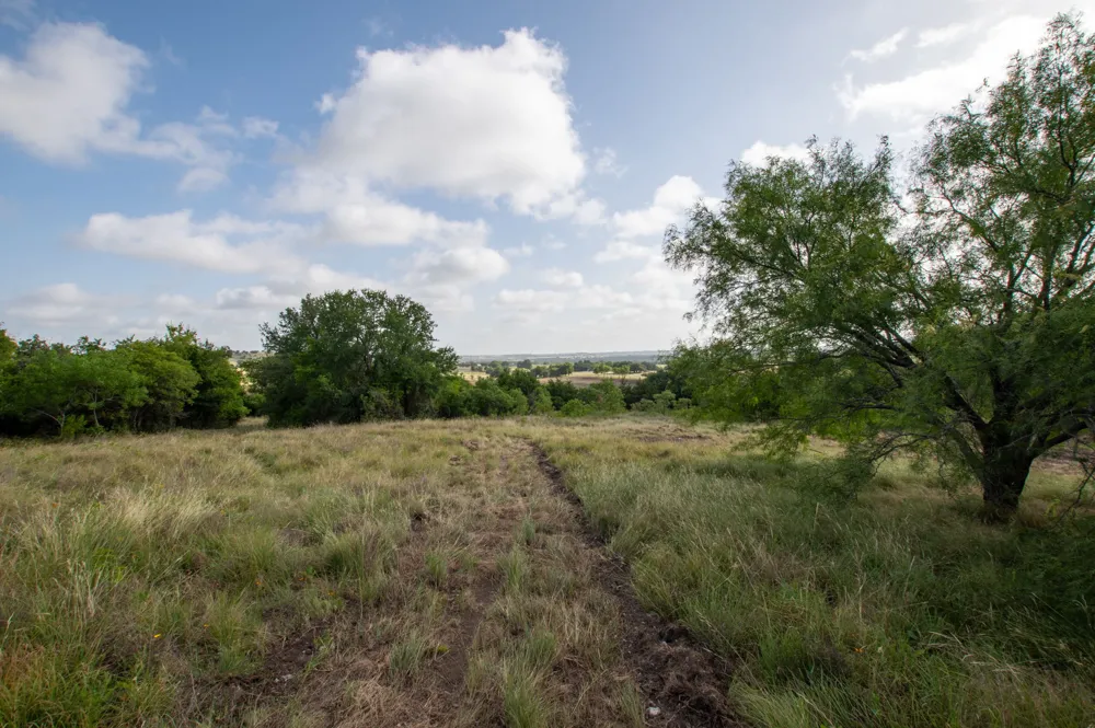 101 Fm-1047 Hamilton, TX 76880