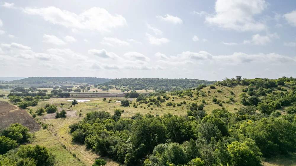 102 Fm-1047 Evant, TX 76880