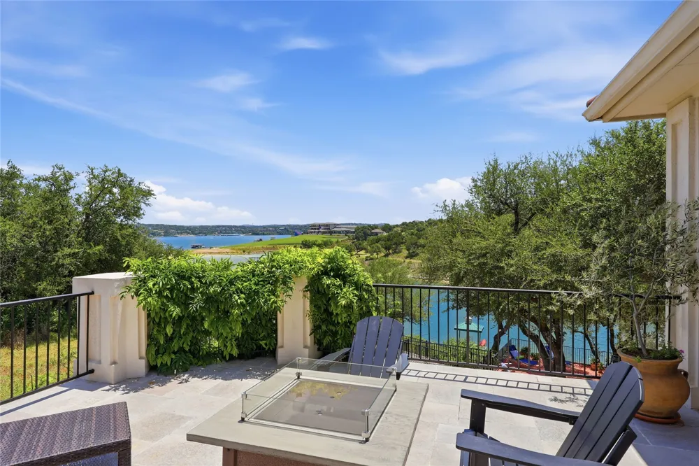 1307 Osprey Ridge Loop Lago Vista, TX 78645