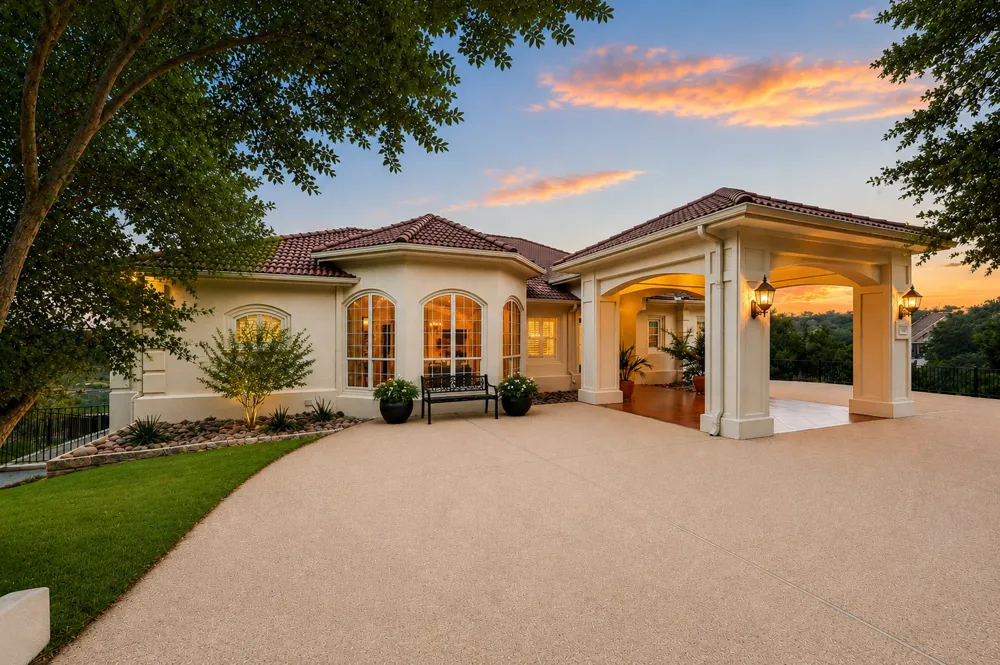 1307 Osprey Ridge Loop Lago Vista, TX 78645