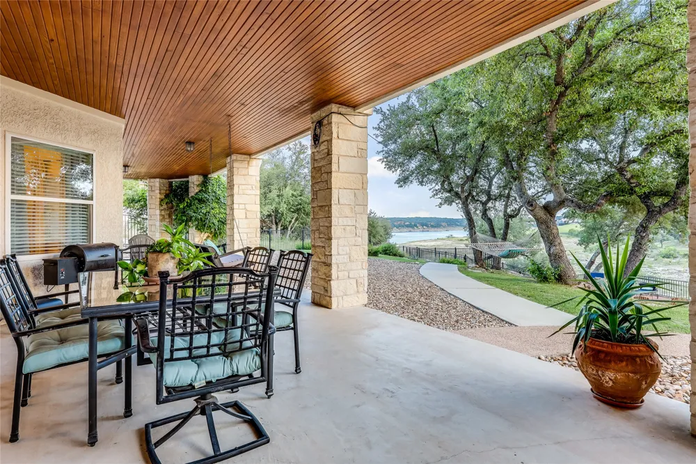 1307 Osprey Ridge Loop Lago Vista, TX 78645