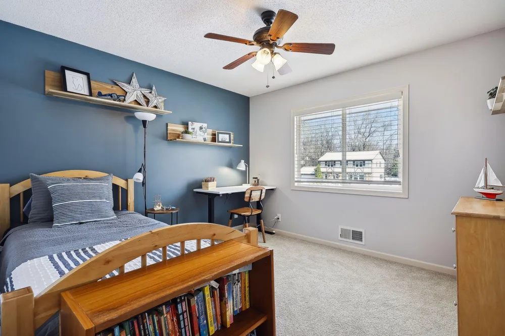16405 5th Avenue Plymouth, MN 55447