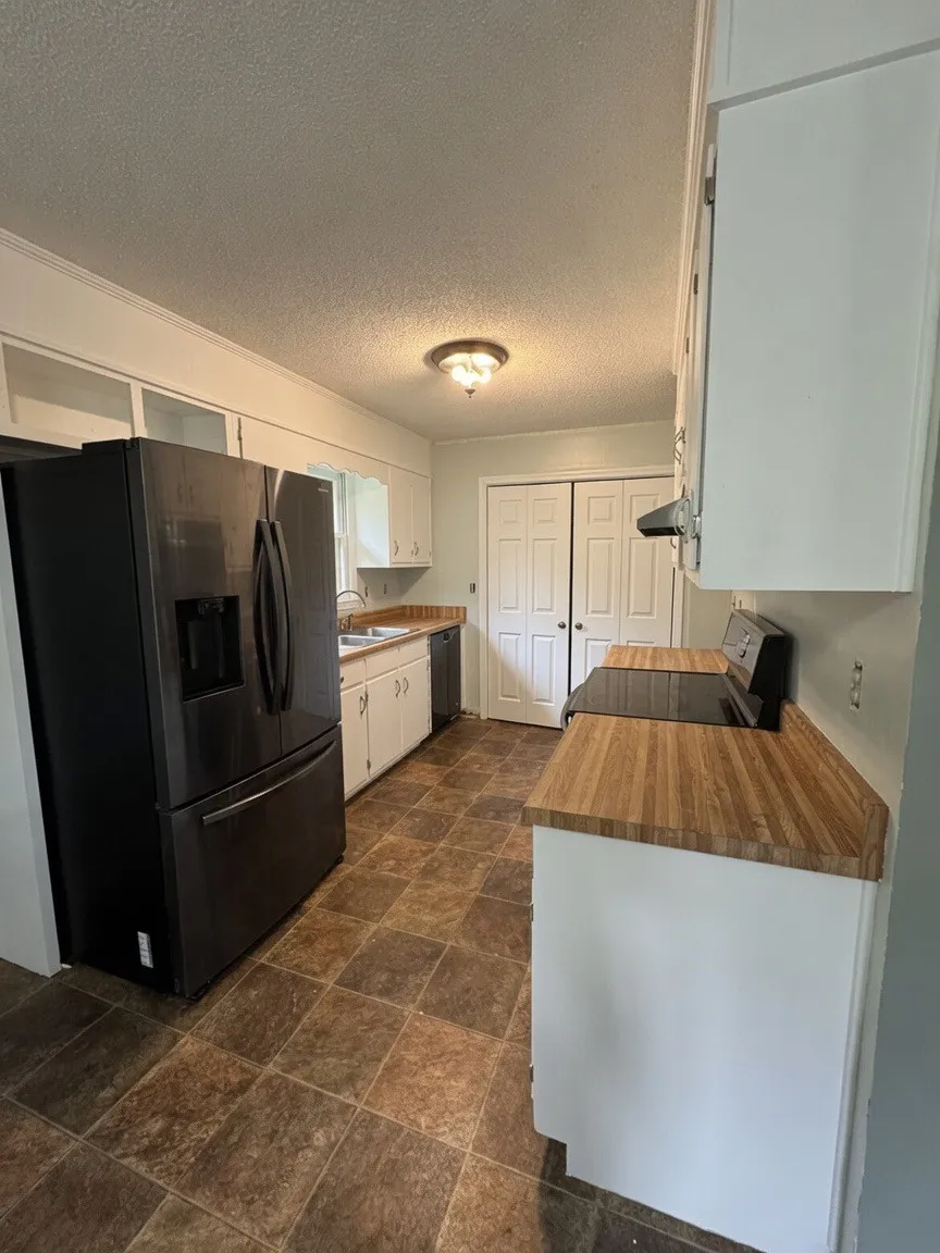 15 Harper Dr Fayetteville, TN 37334