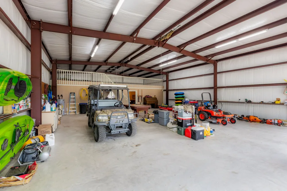 4292 N Us 83 Highway Leakey, TX 78873