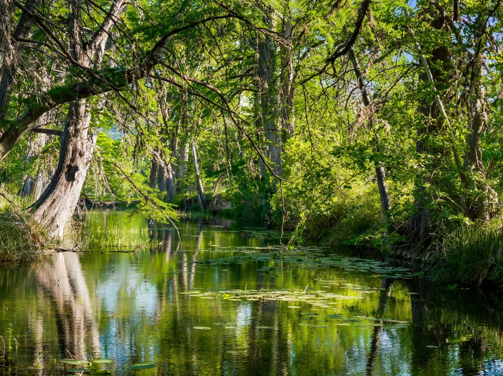 4292 N Us 83 Highway Leakey, TX 78873
