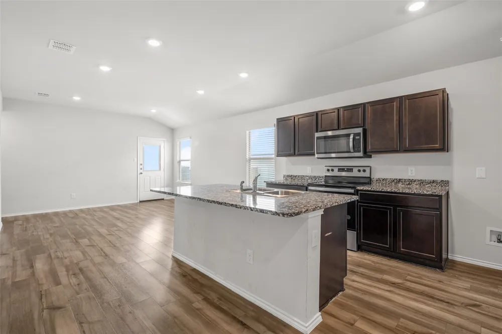 1049 Velvet Court Troy, TX 76579