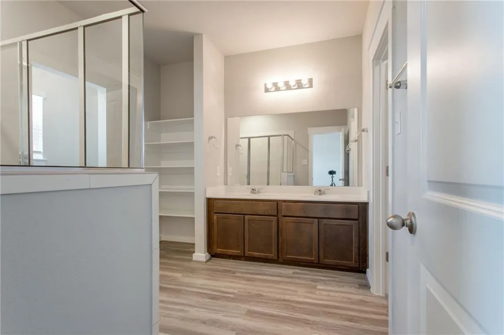 17303 C Leafroller Drive Pflugerville, TX 78660