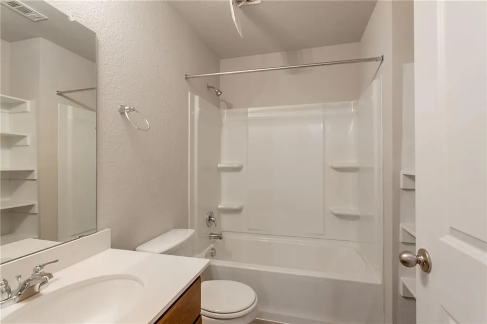 17303 C Leafroller Drive Pflugerville, TX 78660