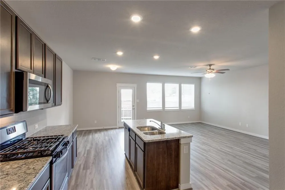 17303 C Leafroller Drive Pflugerville, TX 78660