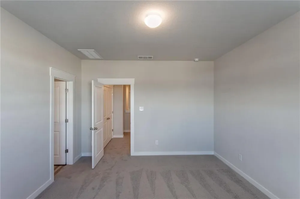 17303 C Leafroller Drive Pflugerville, TX 78660