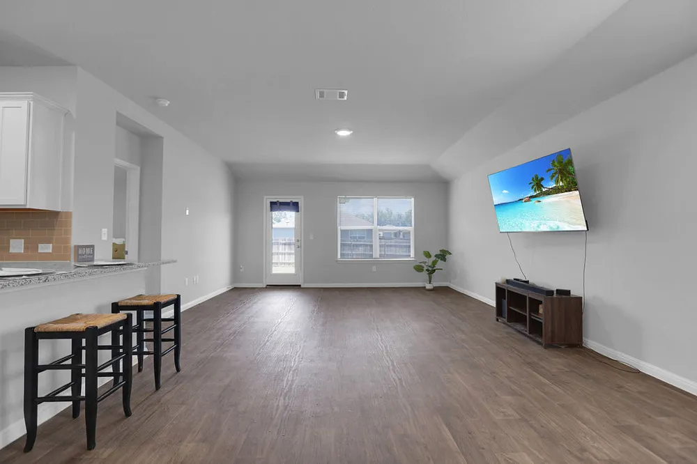 121 Bunting Lane Bertram, TX 78605