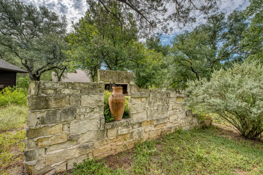 600 Avenida Serena Marble Falls, TX 78654