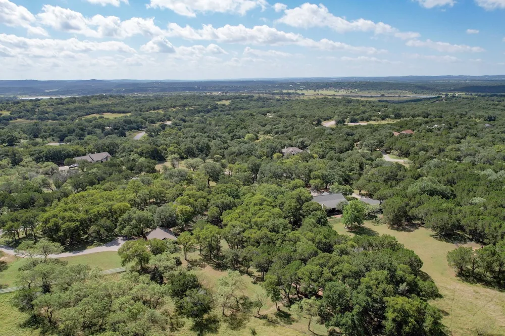 600 Avenida Serena Marble Falls, TX 78654