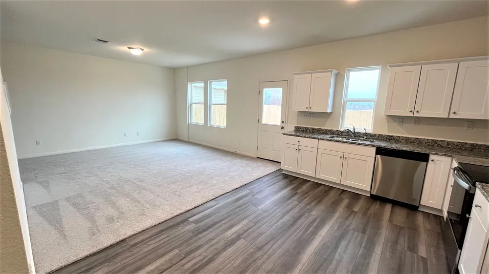 1002 Waterbuck Cove Hutto, TX 78634