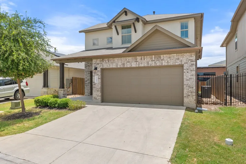 1209 Falconer Way Austin, TX 78748