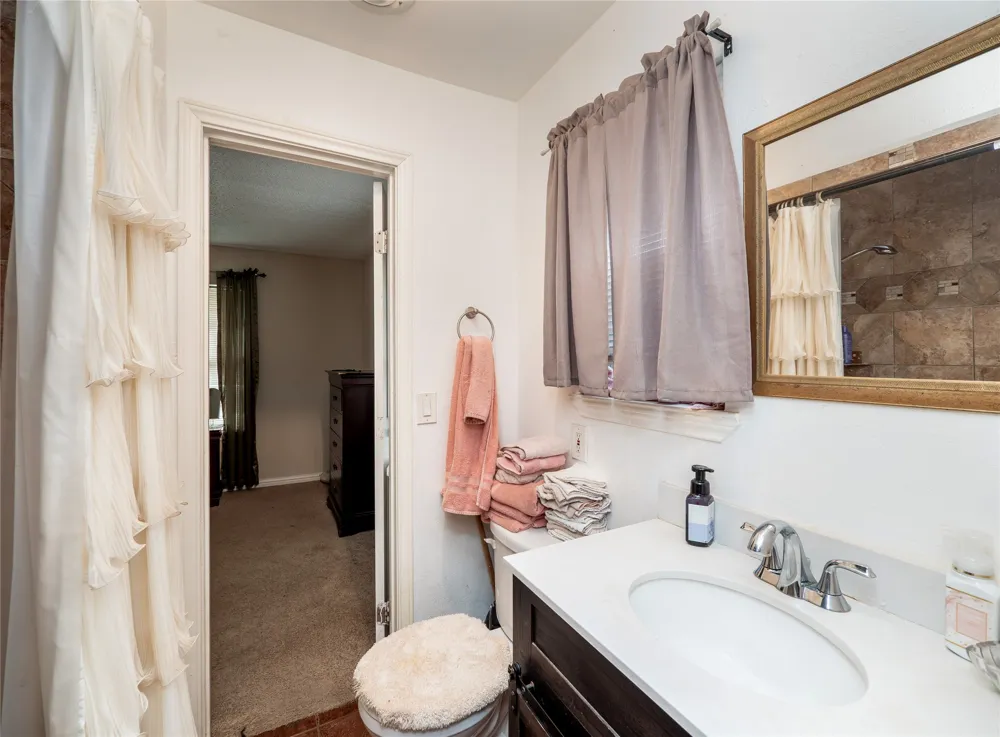 112 Hasler Street Bastrop, TX 78602