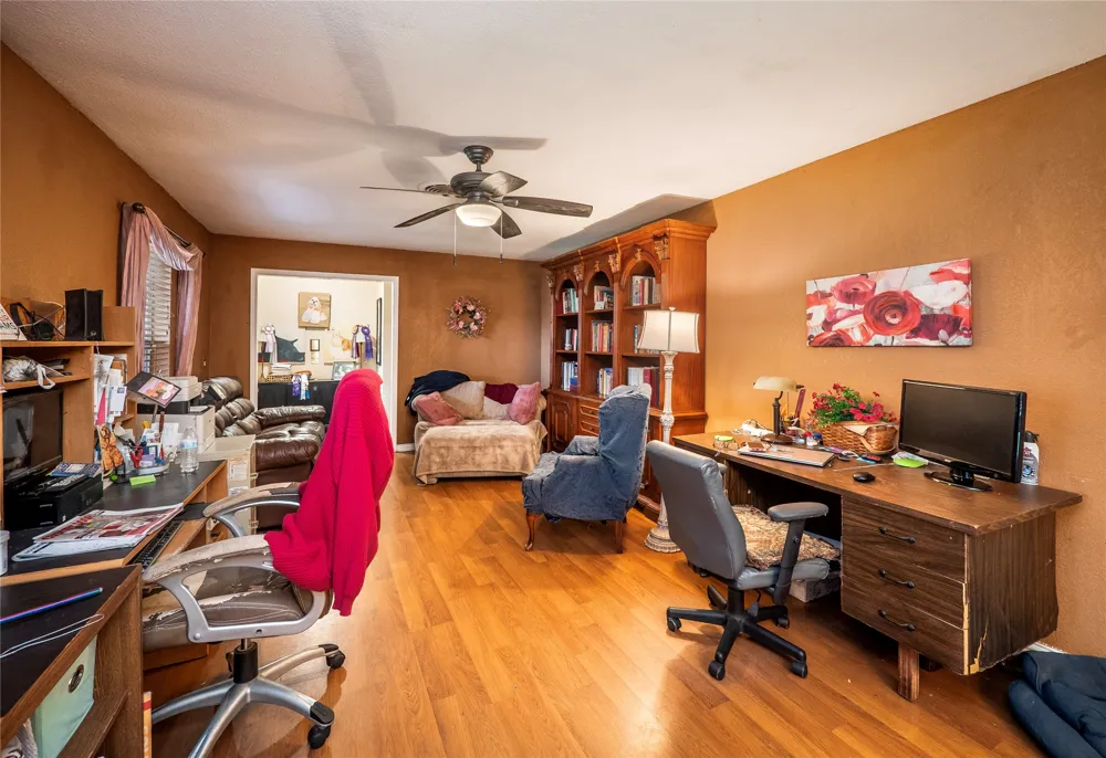 112 Hasler Street Bastrop, TX 78602