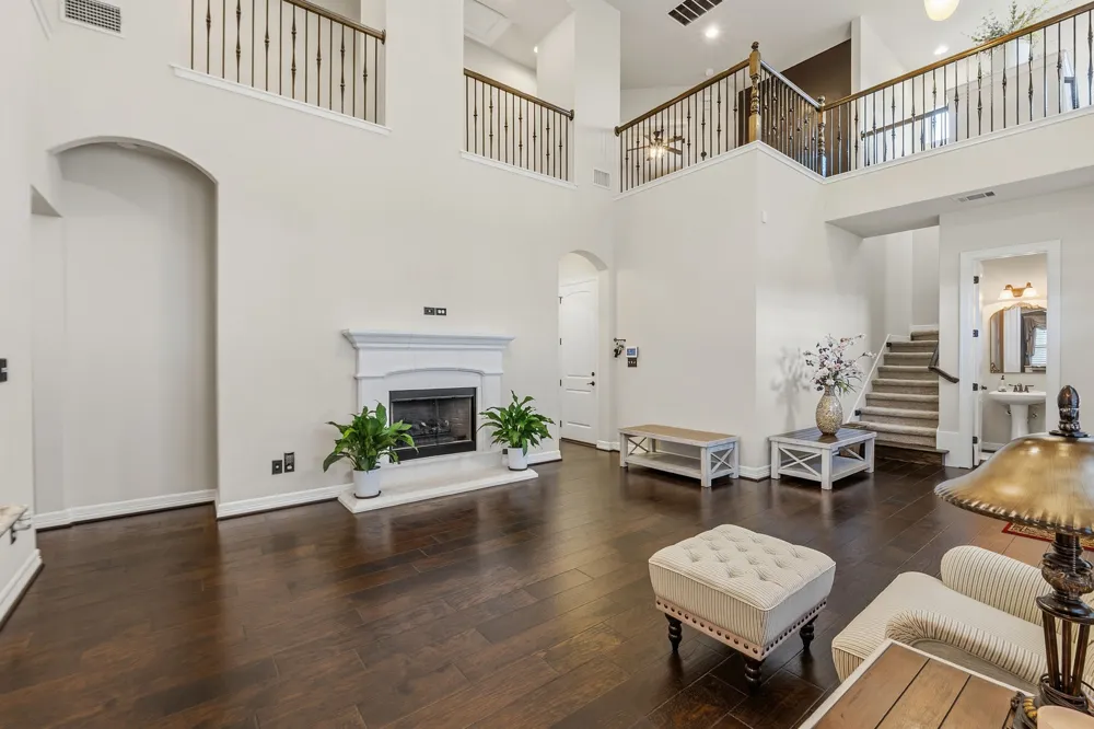 401 Bellagio Drive Lakeway, TX 78734