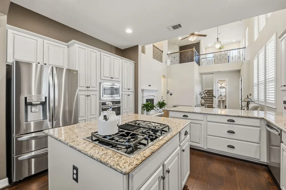 401 Bellagio Drive Lakeway, TX 78734