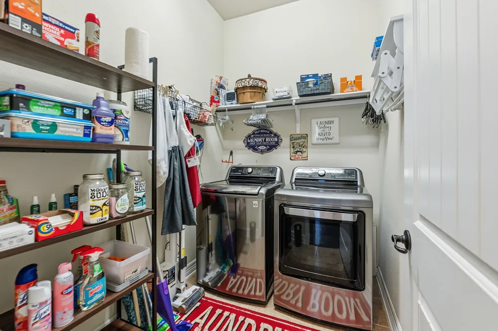 401 Bellagio Drive Lakeway, TX 78734