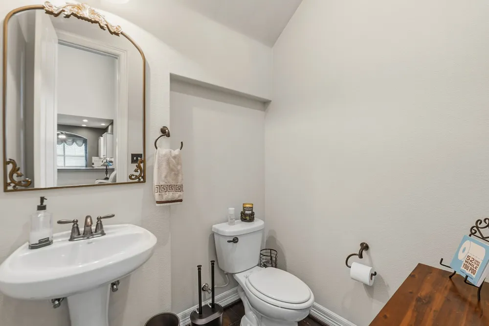 401 Bellagio Drive Lakeway, TX 78734