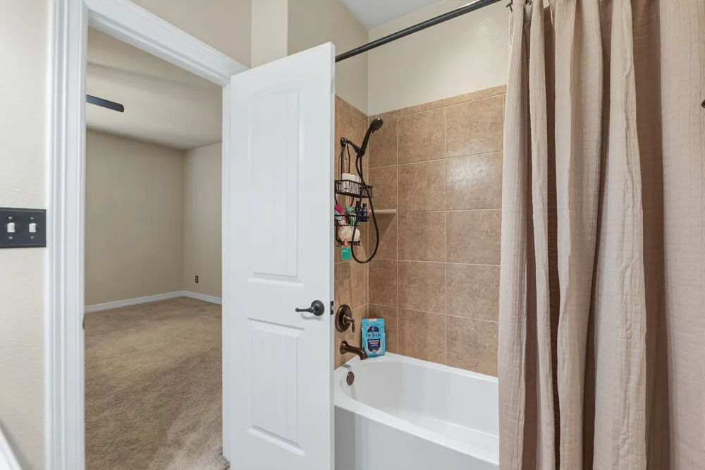 401 Bellagio Drive Lakeway, TX 78734
