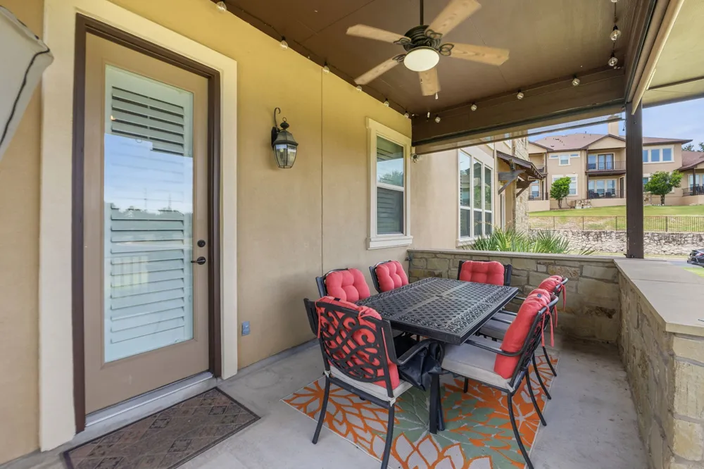 401 Bellagio Drive Lakeway, TX 78734