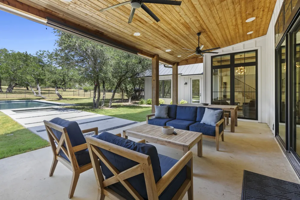 1408 Likeness Road Spicewood, TX 78669