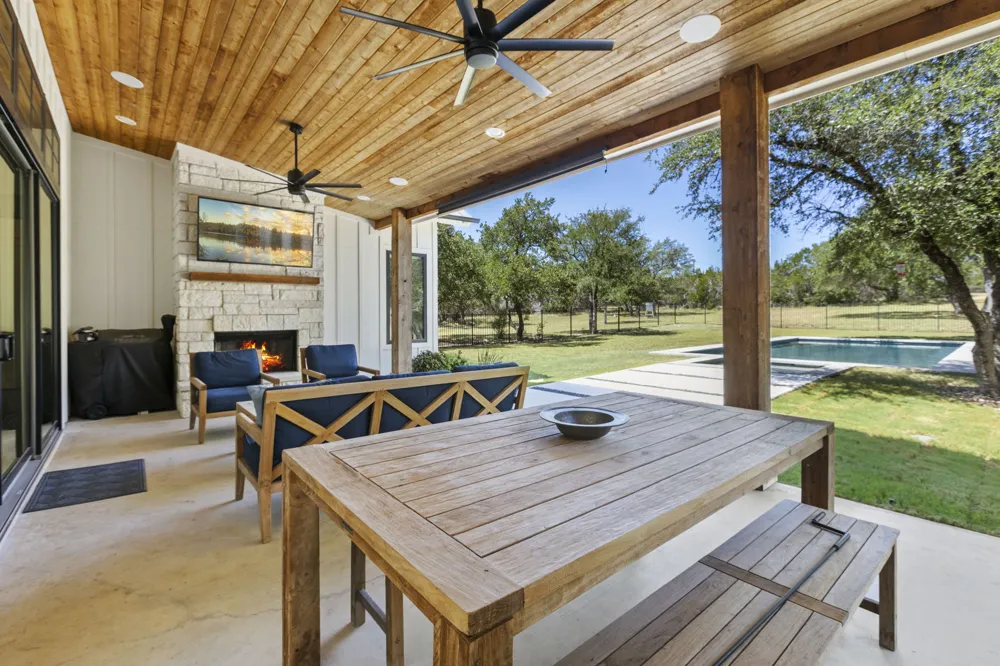 1408 Likeness Road Spicewood, TX 78669
