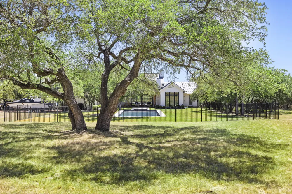 1408 Likeness Road Spicewood, TX 78669