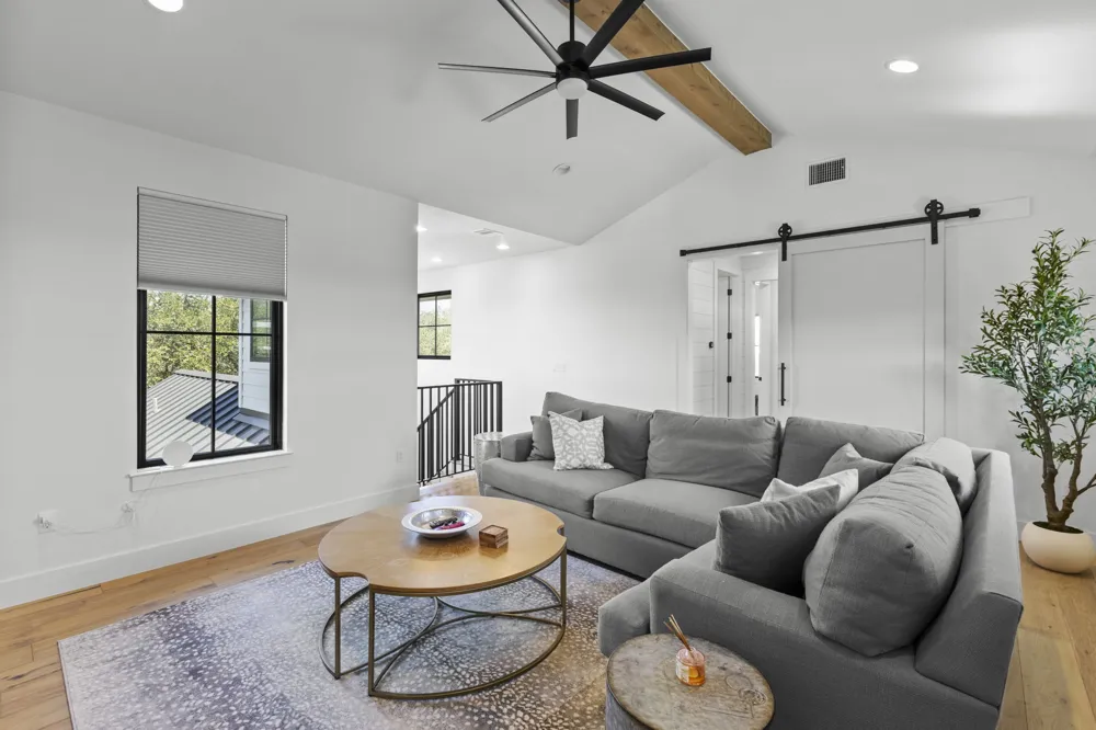 1408 Likeness Road Spicewood, TX 78669