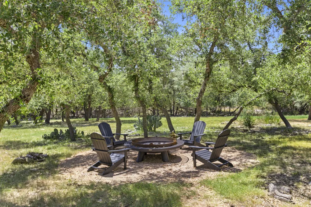 1408 Likeness Road Spicewood, TX 78669
