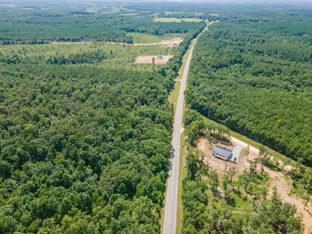 1757 Linden Hwy Hohenwald, TN 38462