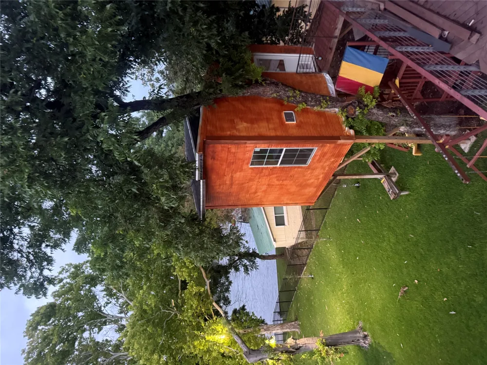 1713 Aztec Trail Kingsland, TX 78639