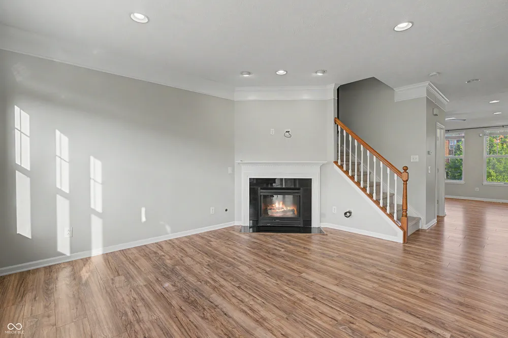 6342 Central Boulevard Whitestown, IN 46075