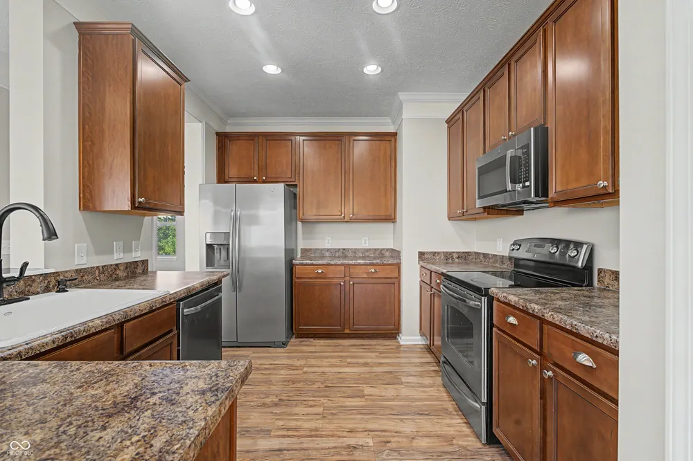 6342 Central Boulevard Whitestown, IN 46075