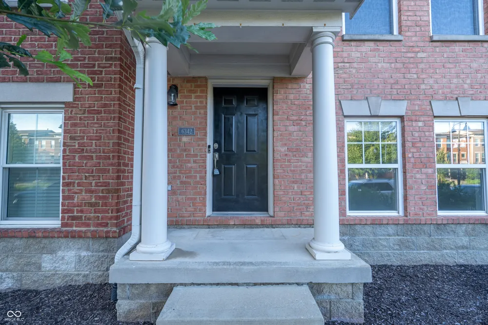 6342 Central Boulevard Whitestown, IN 46075
