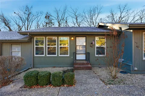 10 Dogwood Drive